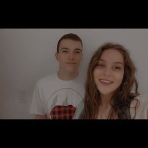 Meet your Posher, Mia